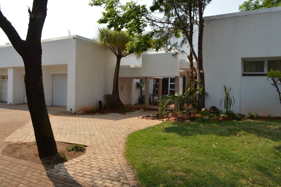 4 Bedroom Property for Sale in Wilkoppies North West